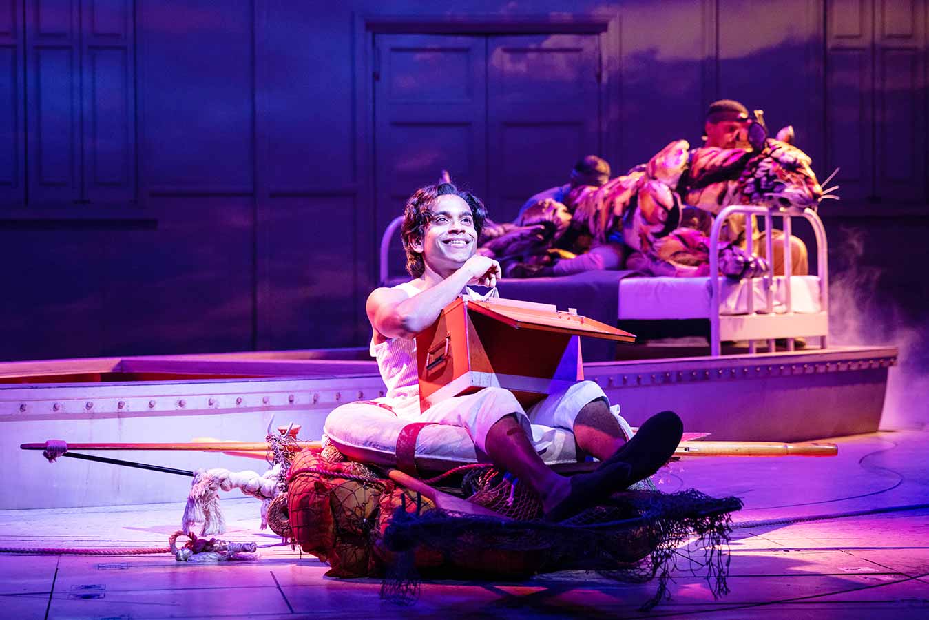 life of pi trailer broadway